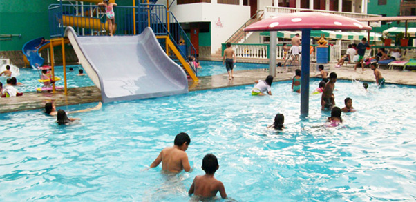 parque-acuatico-piscinas-3